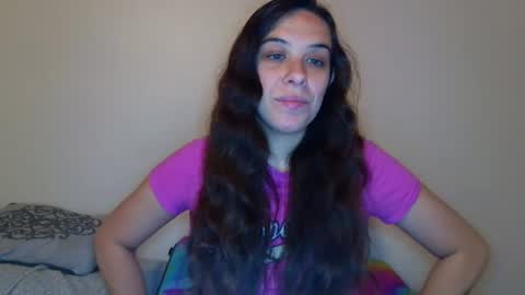 Snapshot of miss_sunshine01 chatting on September 24, 2:31 pm Bella online show from September 24, 2:31 pm