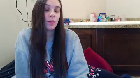 Bella online show from March 9, 4:00 pm