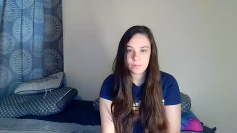 Bella online show from June 17, 4:19 pm