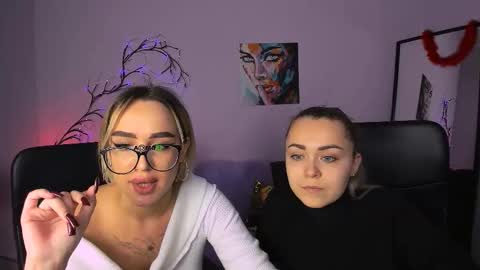 Snapshot of miss_toxic69 chatting on November 25, 9:31 am miss_toxic69 online show from November 25, 9:31 am