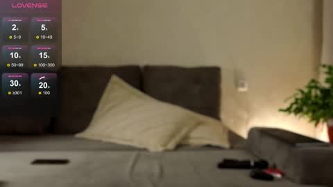 miss_ur_kiss online show from November 17, 1:33 am