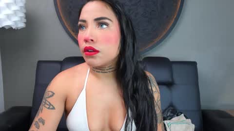 Vaiolette online show from February 16, 11:06 am