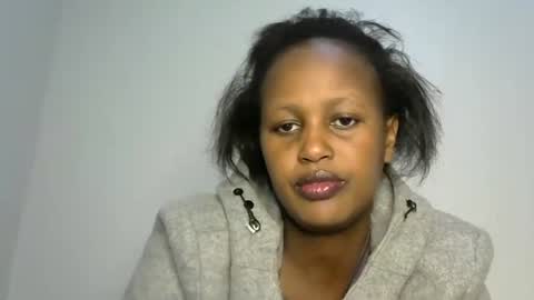 Snapshot of miss_vall chatting on January 30, 10:19 am miss_vall online show from January 30, 10:19 am