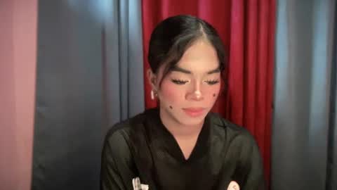 miss_veron_xoxo online show from November 17, 7:36 am