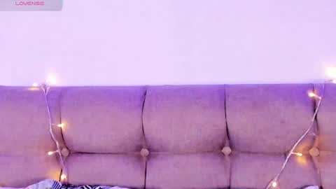 Miss Veronica online show from February 7, 2:37 pm