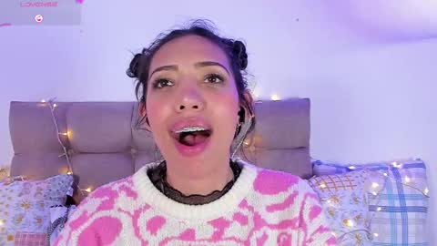 Miss Veronica online show from February 18, 3:10 pm