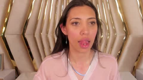 Veronica summer  7AM to 1500 PM hour GMT-5 online show from January 2, 8:57 pm