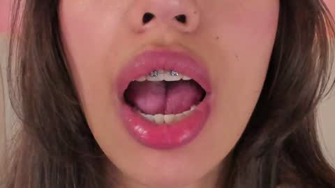 Veronica summer  7AM to 1500 PM hour GMT-5 online show from January 14, 5:34 pm