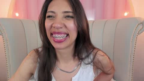 Veronica summer  7AM to 1500 PM hour GMT-5 online show from January 21, 8:32 pm