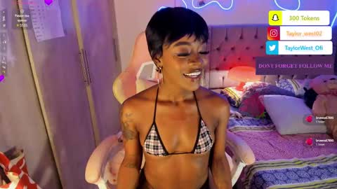 Snapshot of miss_west chatting on September 19, 9:11 am Tay Tay Independent Model   online show from September 19, 9:11 am