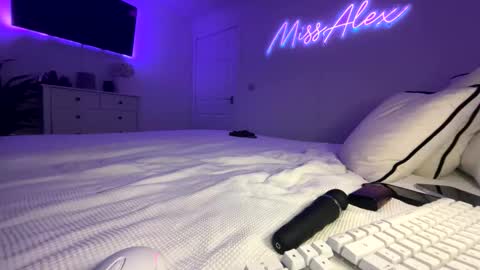  Miss Alex  online show from January 7, 1:19 am