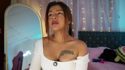 missara_ online show from March 16, 11:09 pm