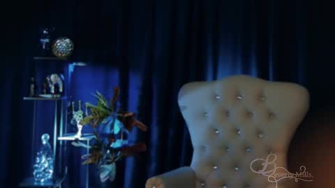 The divine Beverly online show from April 30, 4:41 am