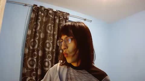 missbrithanyxxx online show from November 11, 11:43 am