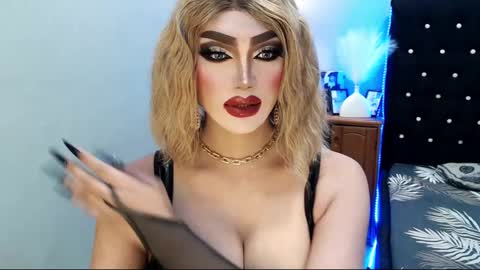 Snapshot of misschannel4sub chatting on January 11, 8:54 pm PRIESTESS CHANNEL online show from January 11, 8:54 pm