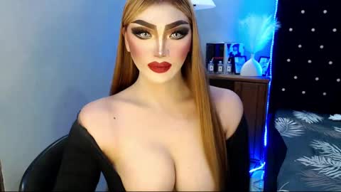 Snapshot of misschannel4sub chatting on January 17, 2:39 am PRIESTESS CHANNEL online show from January 17, 2:39 am