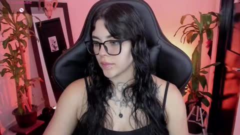 Missy Charlottte.  Hey remember to give me a thumbs up ty online show from March 28, 2:55 am