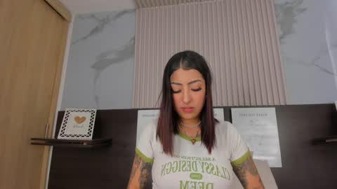 Snapshot of misscheelsee_as chatting on December 23, 7:20 pm misscheelsee_as online show from December 23, 7:20 pm