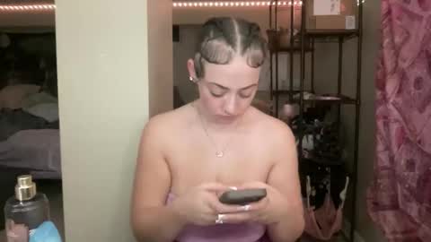 Miss. CogacWoods online show from October 31, 3:46 pm