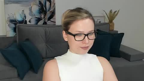 Miss Darina Ross online show from January 13, 5:33 pm