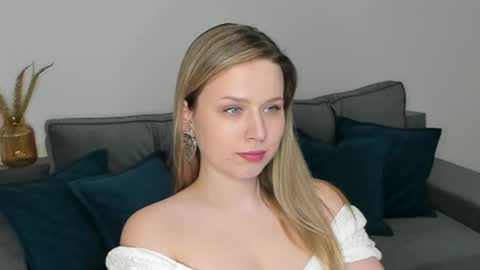 Miss Darina Ross online show from January 24, 6:14 pm