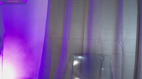 Snapshot of missdionne__curly chatting on February 3, 11:15 am DIONNE online show from February 3, 11:15 am