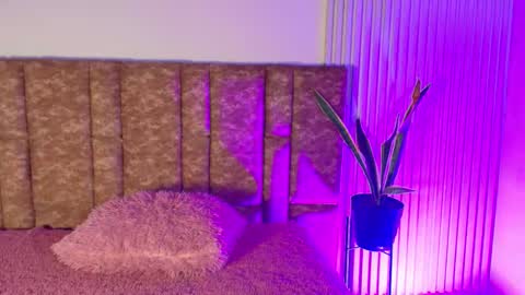 DIONNE online show from March 5, 11:28 am