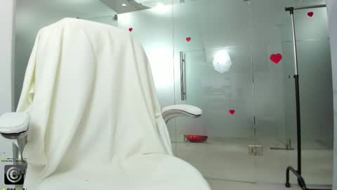 Miss Domina online show from March 26, 4:07 am