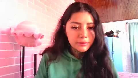 melodie  online show from September 21, 2:08 pm