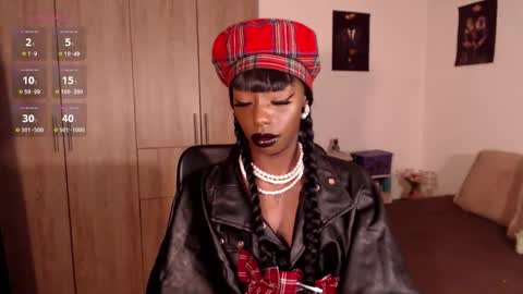 Emilie Diaz online show from November 27, 11:07 pm