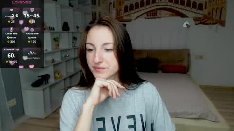 Snapshot of missis_sofiia chatting on February 1, 6:56 am Sofia online show from February 1, 6:56 am