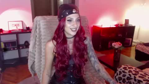 Snapshot of missjenny7 chatting on July 20, 7:27 pm MissJenny7 online show from July 20, 7:27 pm