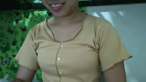 Jona online show from April 7, 5:13 pm