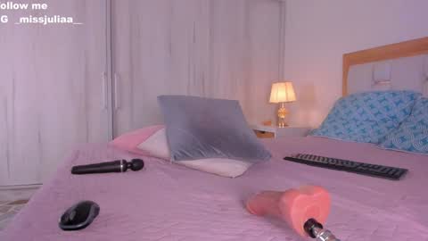 A N N Y online show from December 12, 6:57 am