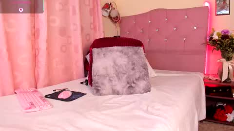   online show from October 28, 8:33 pm