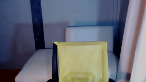 leah online show from June 19, 3:11 am