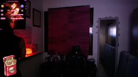 Snapshot of misslana_wn chatting on February 3, 6:22 am LanaLul online show from February 3, 6:22 am