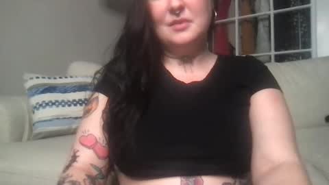 Snapshot of misslexanicole chatting on December 8, 4:46 am misslexanicole online show from December 8, 4:46 am