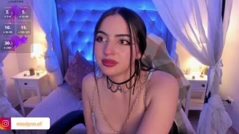 i am lyn online show from April 9, 6:19 am