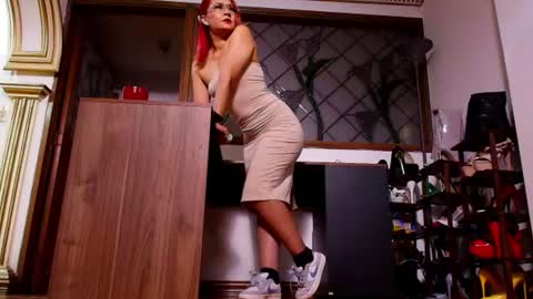 Snapshot of missmabelle_ chatting on June 26, 2:16 am Im Valentina online show from June 26, 2:16 am