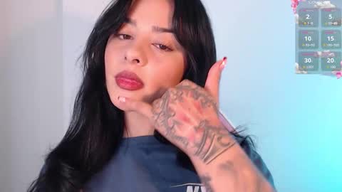 Snapshot of missmariana_ chatting on October 21, 12:22 am missmariana_ online show from October 21, 12:22 am