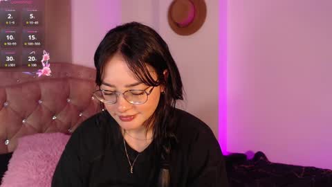 Snapshot of missmariana_ chatting on May 15, 11:23 pm missmariana_ online show from May 15, 11:23 pm