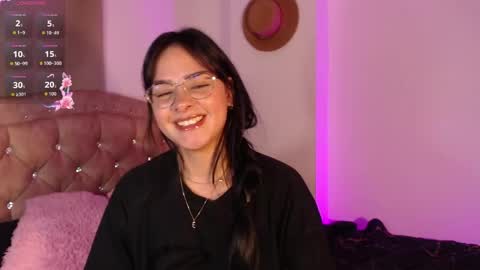 Snapshot of missmariana_ chatting on May 15, 11:45 pm missmariana_ online show from May 15, 11:45 pm