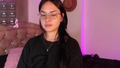 Snapshot of missmariana_ chatting on May 16, 12:29 am missmariana_ online show from May 16, 12:29 am