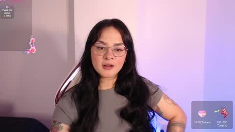 Snapshot of missmariana_ chatting on May 19, 11:44 pm missmariana_ online show from May 19, 11:44 pm