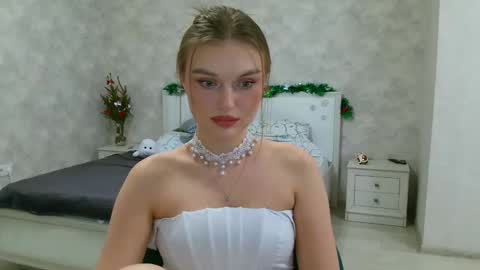 OneGoddess online show from December 26, 3:53 pm
