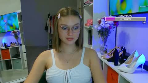 OneGoddess online show from November 5, 5:13 pm