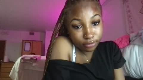 Snapshot of missmarimac chatting on January 11, 3:33 am missmarimac online show from January 11, 3:33 am