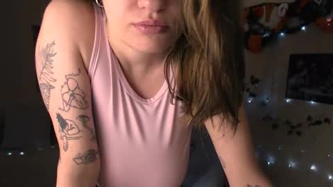 Li  online show from October 18, 12:28 pm