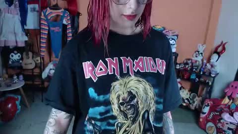 Snapshot of missmia2 chatting on February 25, 11:09 am Miss Mia online show from February 25, 11:09 am